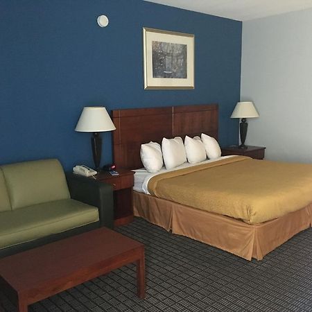 Rodeway Inn غرينفيلد المظهر الخارجي الصورة